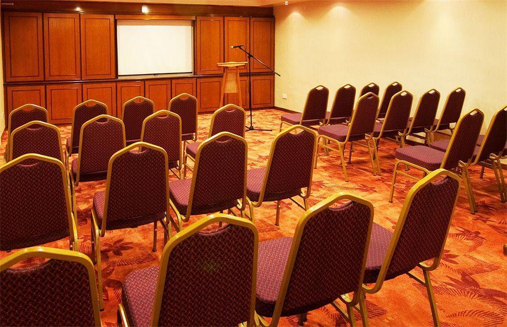 Oxford Hotel Σιγκαπούρη Εξωτερικό φωτογραφία